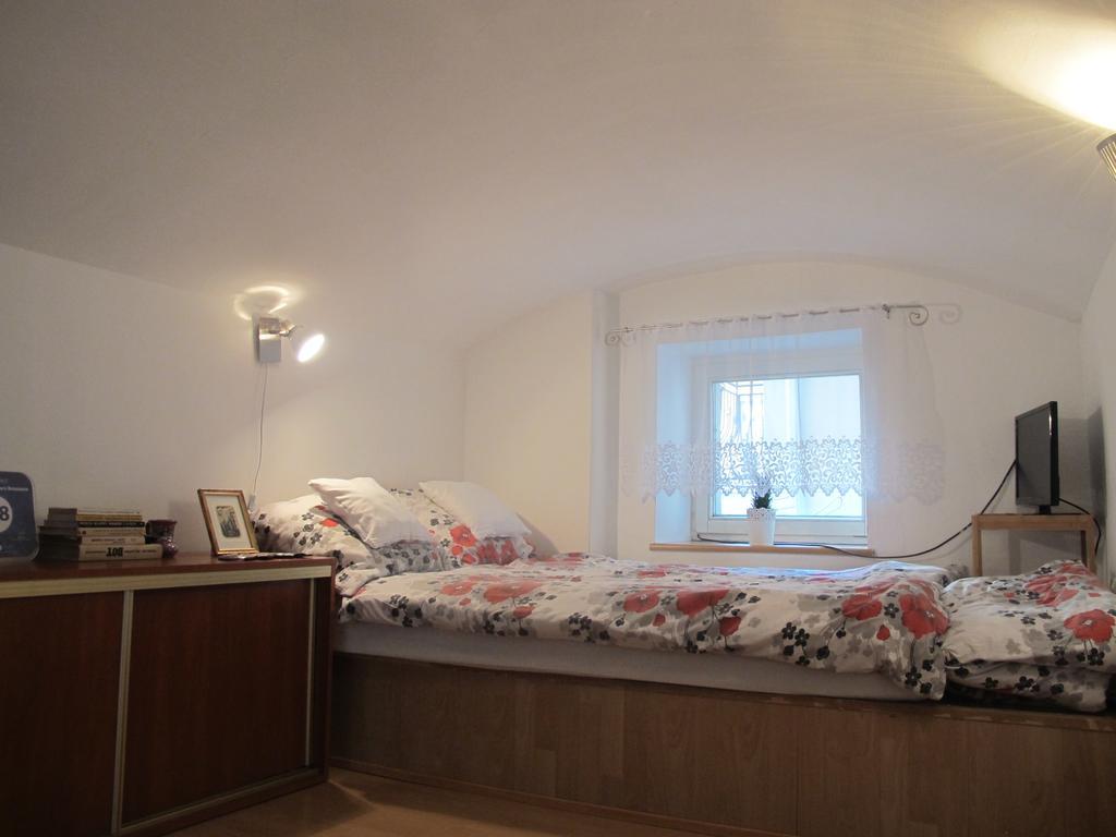 Апартаменты Apartament Kazimierz Brzozowa Краков Экстерьер фото